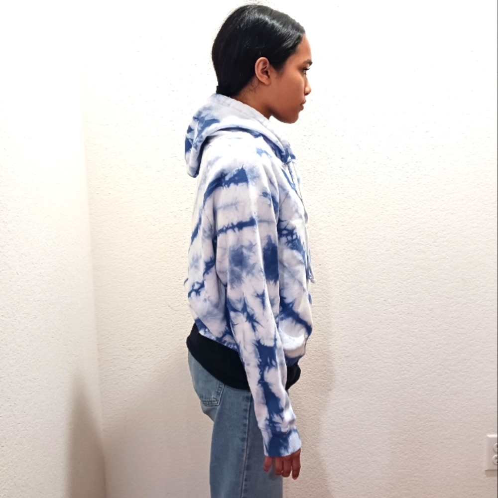 Vans - Picture 2 of 4